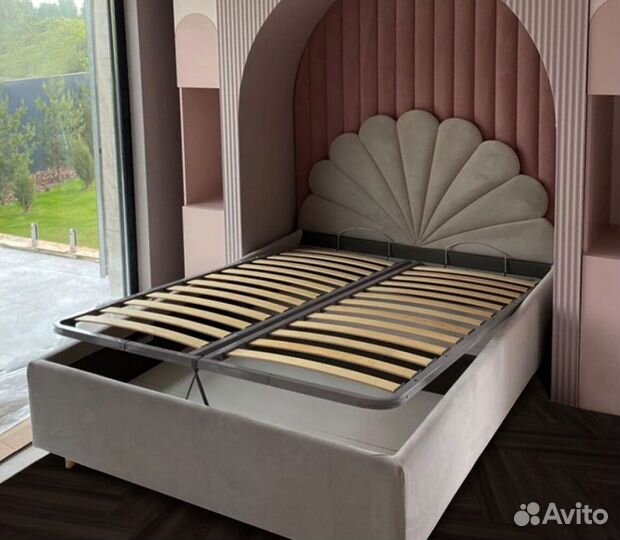 Современная кровать