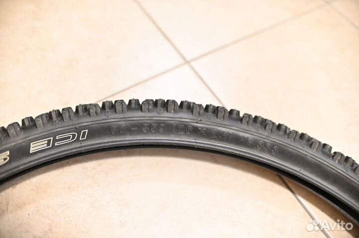 Schwalbe ice spiker 26x2.1