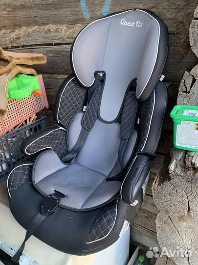 Автомобильное детское кресло