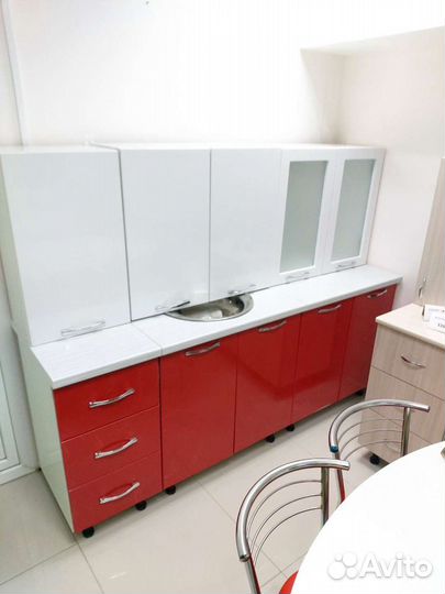 Кухонный гарнитур