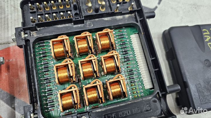 Блоки сидений на Mercedes-Benz W126