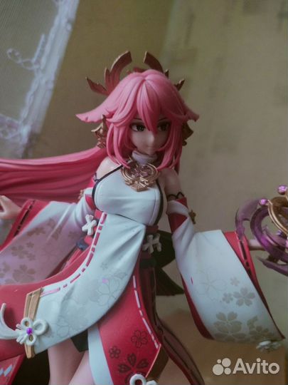 Объемная фигурка Яэ Мико из genshin impact