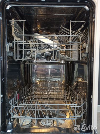 Посудомоечная машина Electrolux ESL45010