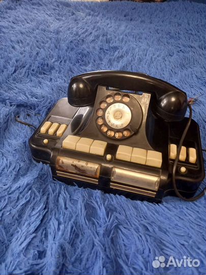 Старый телефон
