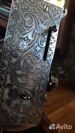 Антикварная швейная машинка Зингер-Мануфактура