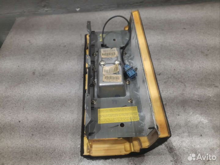 Подушка безопасности Volkswagen Passat B4