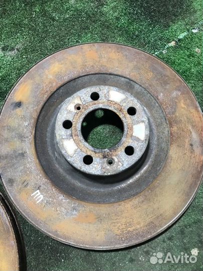 Тормозной диск передний Audi A8 D3 BVJ 4.2 FSI