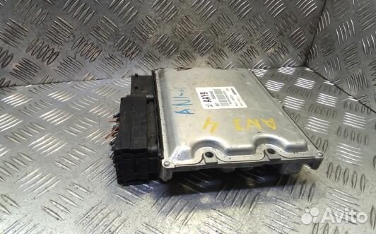 Блок управления двс opel meriva B (ANI04PC01)