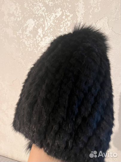 Женская меховая шапка