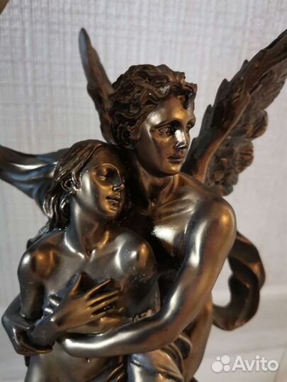 Каминные часы Амур и Психея с маятником