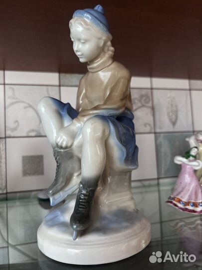 Статуэтки старая Гжель