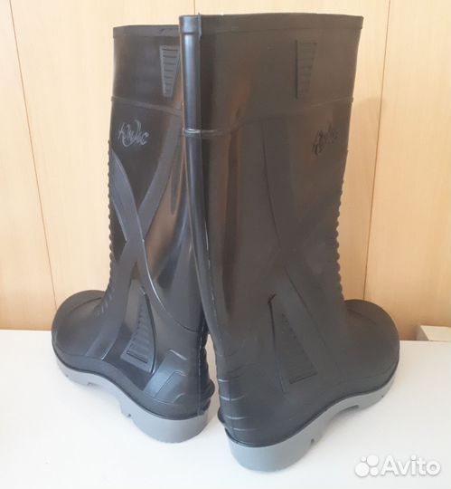 Резиновые сапоги утепленные мужские