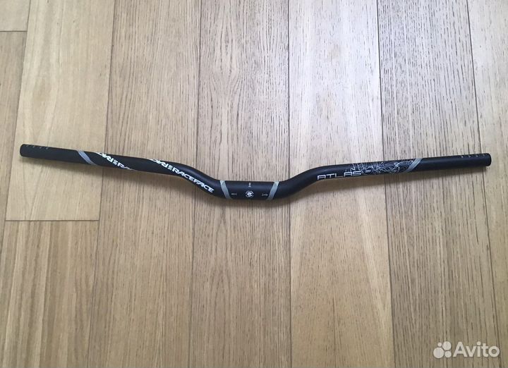 Руль для велосипеда Race Face Atlas