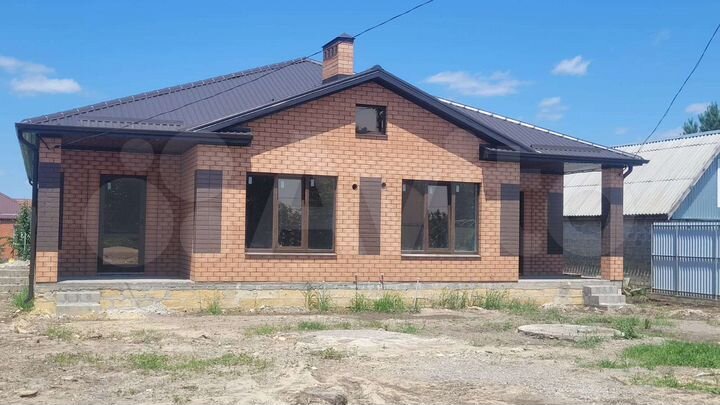 Коттедж 100 м² на участке 4 сот.