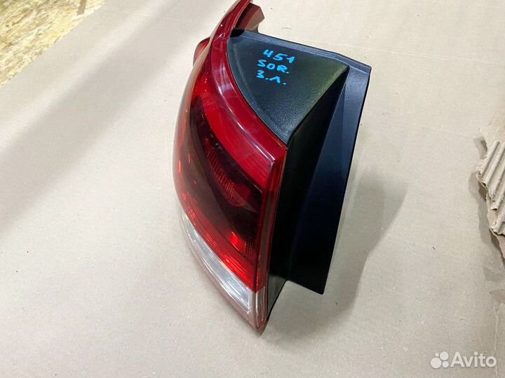 Kia Sorento Prime UM задний левый фонарь 2014-2017