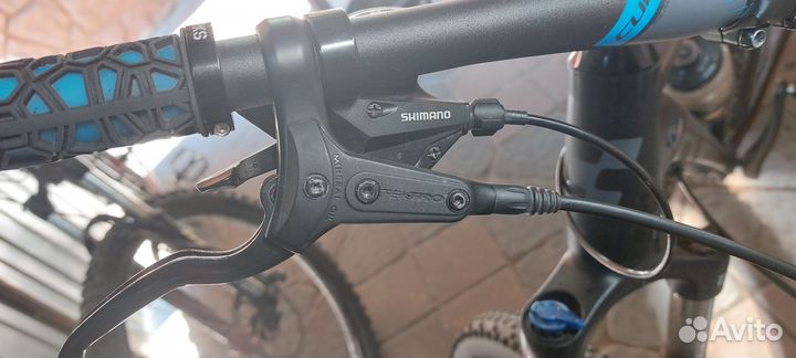 Продам велосипед Cube