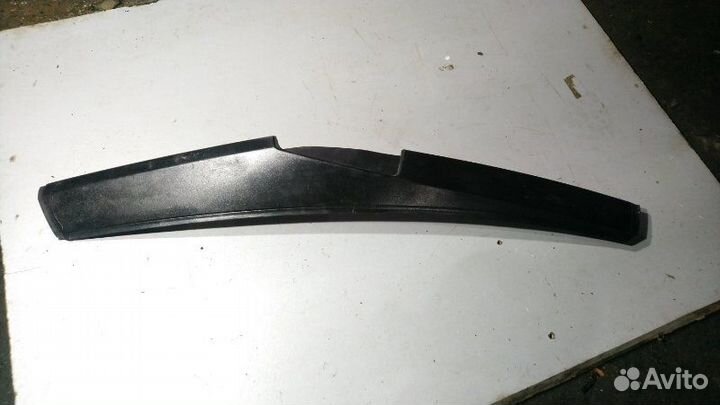 Молдинг крыши задний левый Dodge Caliber 2.0 ECN