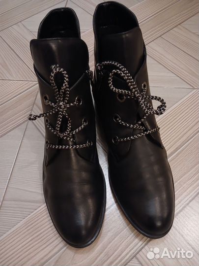 Ботинки женские осенние 41