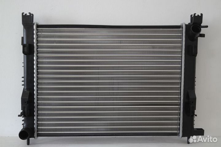 Радиатор охлаждения Лада Веста 15