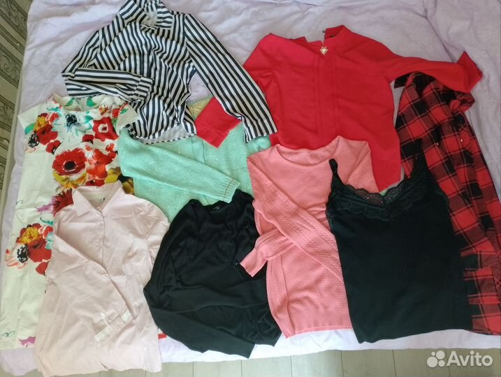 На доставке. Женские вещи пакетом 44 46 48 размер