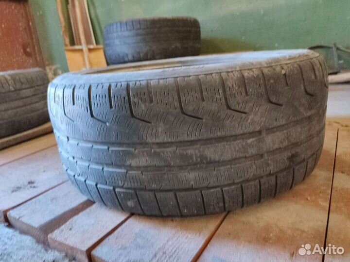 Pirelli Winter Sottozero 245/45 R17