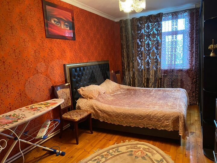 2-к. квартира, 70 м², 4/6 эт.