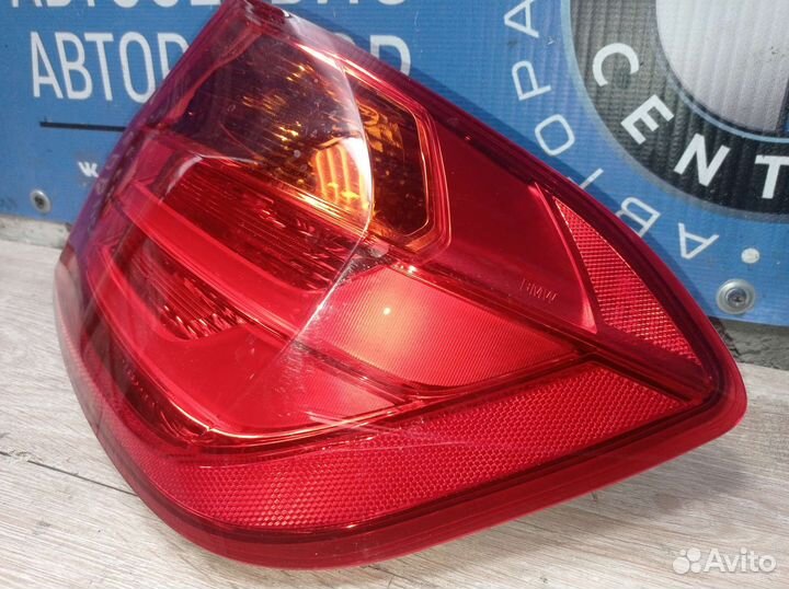 Задний правый фонарь в крыло на BMW 3 f30