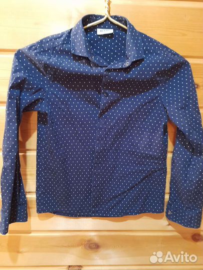 Рубашки на мальчика без пятен,чистые