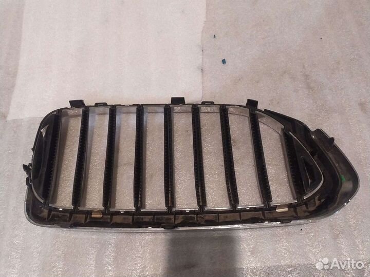 Решетка радиатора BMW 5 (G30) 2016