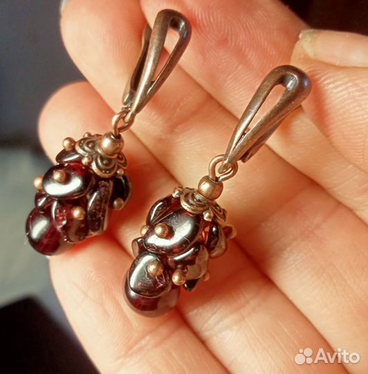 Серьги с гранатом
