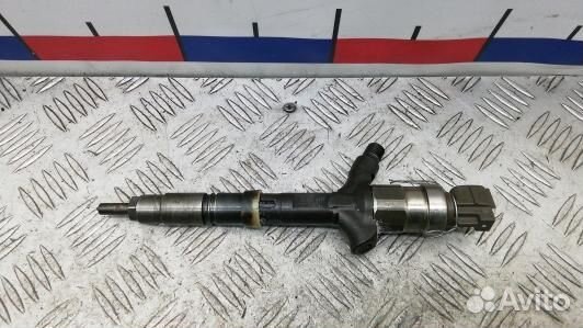 Форсунка дизельная toyota RAV 4 ZCA2 (4BR07AL04)