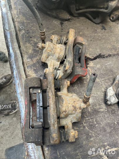 Суппорта задние kia rio 2