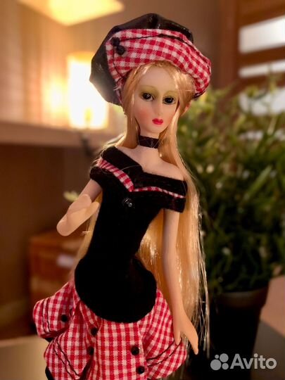 Фигурка кукла