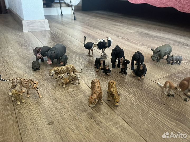 Колекционные игрушки Schleich