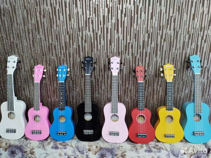Укулеле в ассортименте