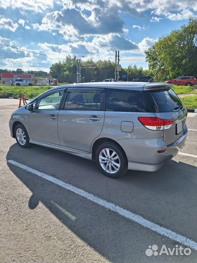 Toyota Wish 1.8 CVT, 2010, 160 000 км