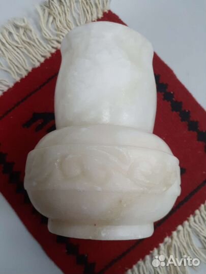 Мраморная ваза