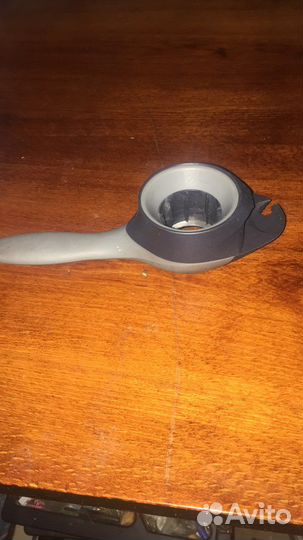 Ключ Tupperware (открывашка)