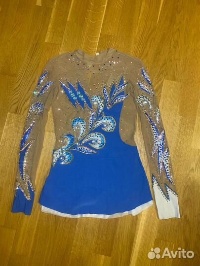 Костюм для фигурного катания