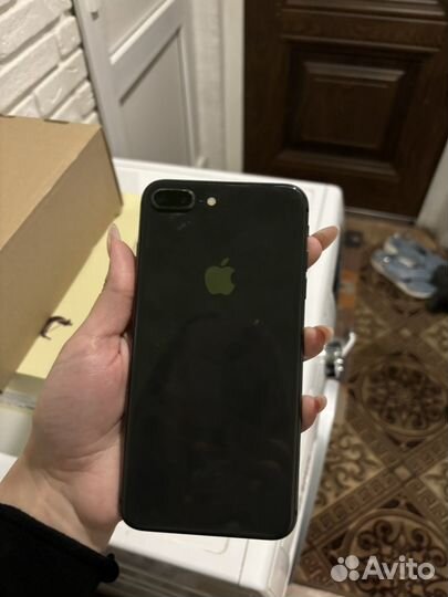 iPhone 8 Plus, 256 ГБ