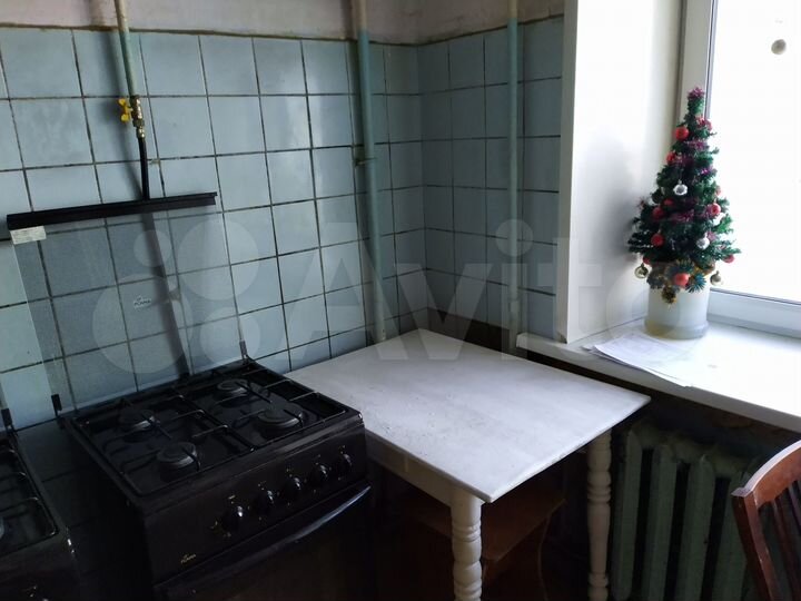 Комната 13 м² в 8-к., 4/8 эт.