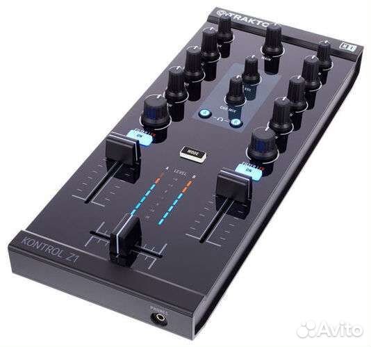DJ-контроллер NI Traktor Kontrol Z1