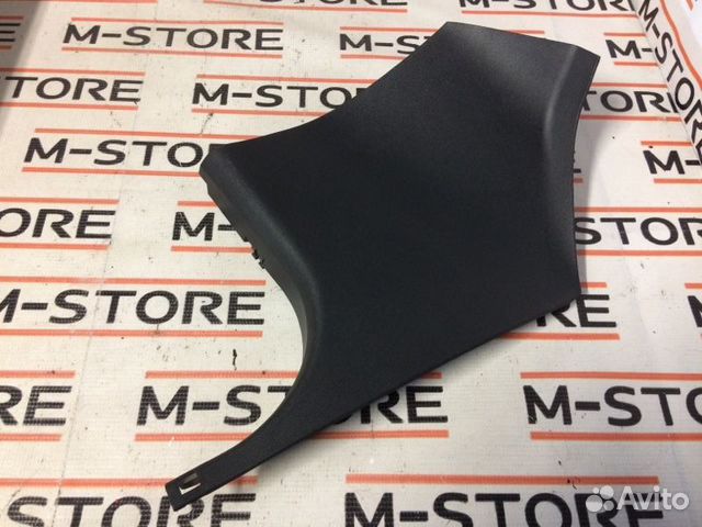 Обшивка салона передняя левая Mercedes-Benz