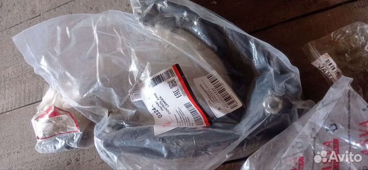 Новые запчасти на Honda civic