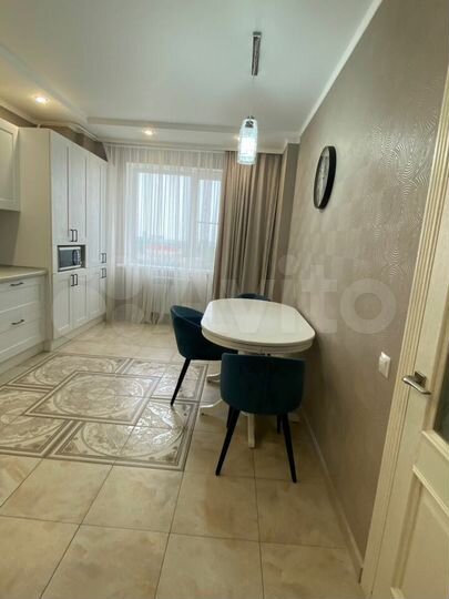 3-к. квартира, 101 м², 16/18 эт.