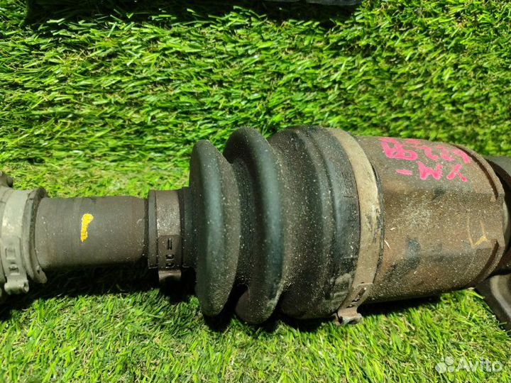 Привод передний правый Kia Sorento XM D4HA 2010