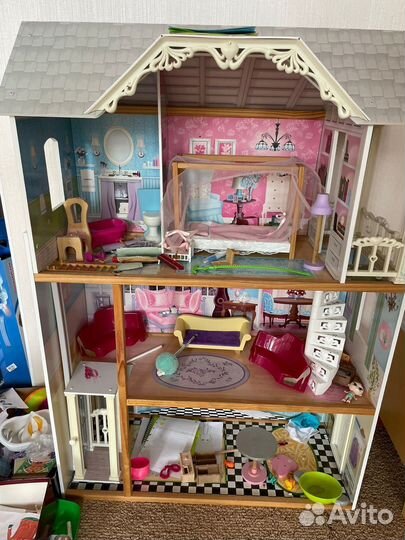 Домик кукольный