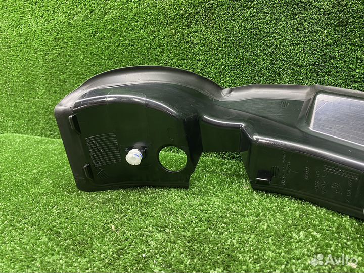 Накладка водосточного желобка левая BMW X7 G07