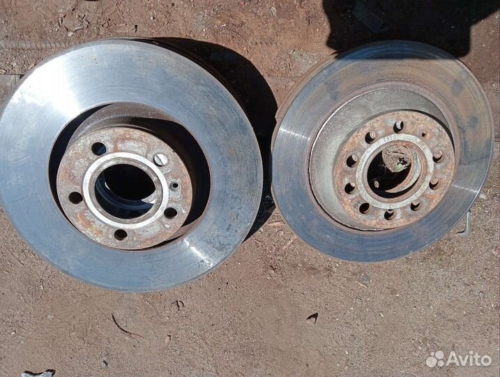 Диски тормозные ауди а6с6 F4 quattro 3.2