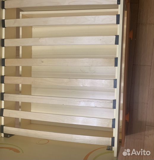 Кровать односпальная с ящиками